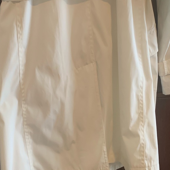 Gallery Trenchcoat - Picture 4 of 4